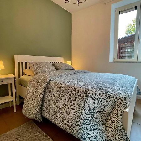 L'Appartement D'Houyet - Esc'Appart ภายนอก รูปภาพ